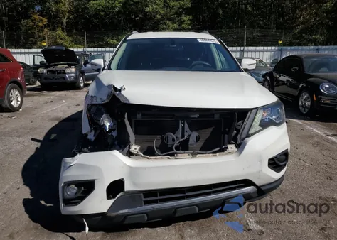 2019 Nissan Pathfinder S z USA, uszkodzony, nr VIN 5N1DR2MN9KC603339